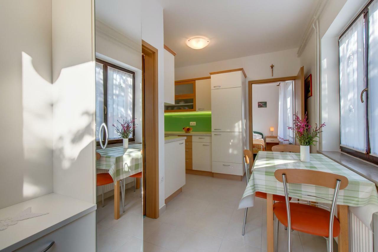 Apartment Simona Mali Lošinj Kültér fotó